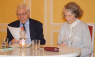 Ingrid Tempel und Heinz-Dieter Tempel gestalten einen Abend zu Albert Schweitzer